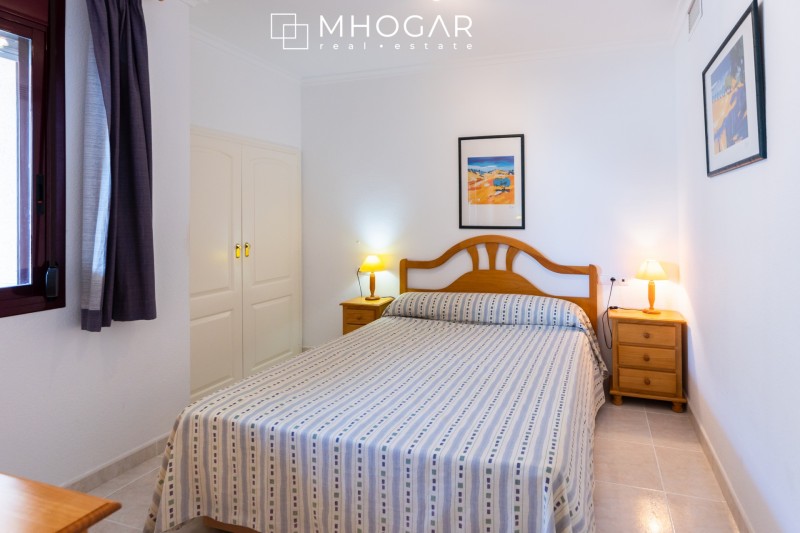 Calpe - Nice and cozy apartment on the beachfront for sale!